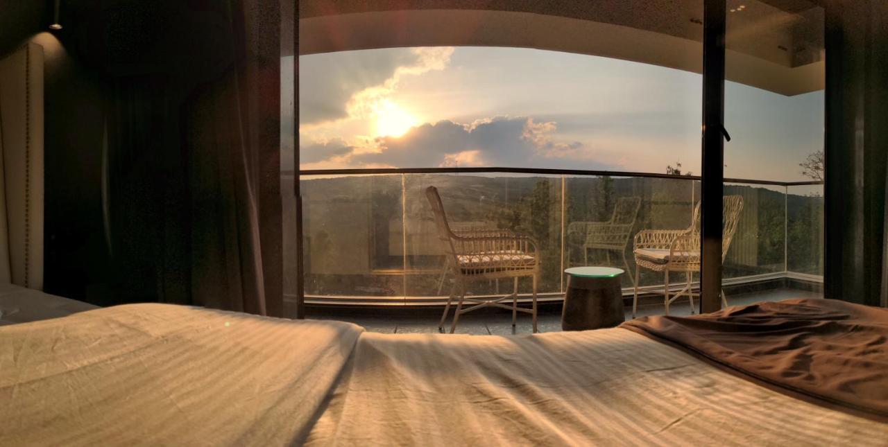 Leela Resort, The Exotic Boutique Hotel - Pure Veg Mahābaleshwar Eksteriør billede