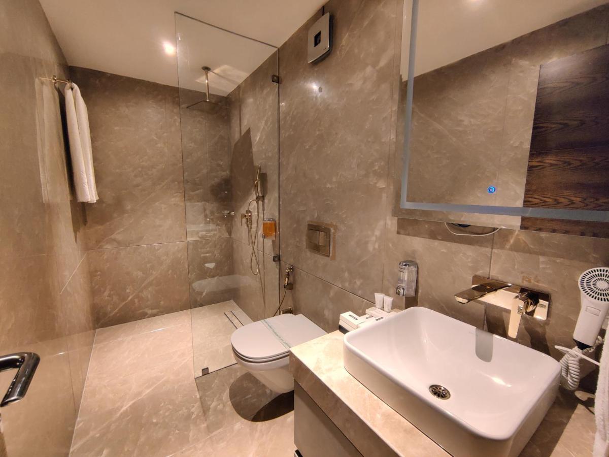 Leela Resort, The Exotic Boutique Hotel - Pure Veg Mahābaleshwar Eksteriør billede