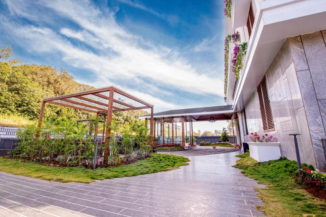 Leela Resort, The Exotic Boutique Hotel - Pure Veg Mahābaleshwar Eksteriør billede