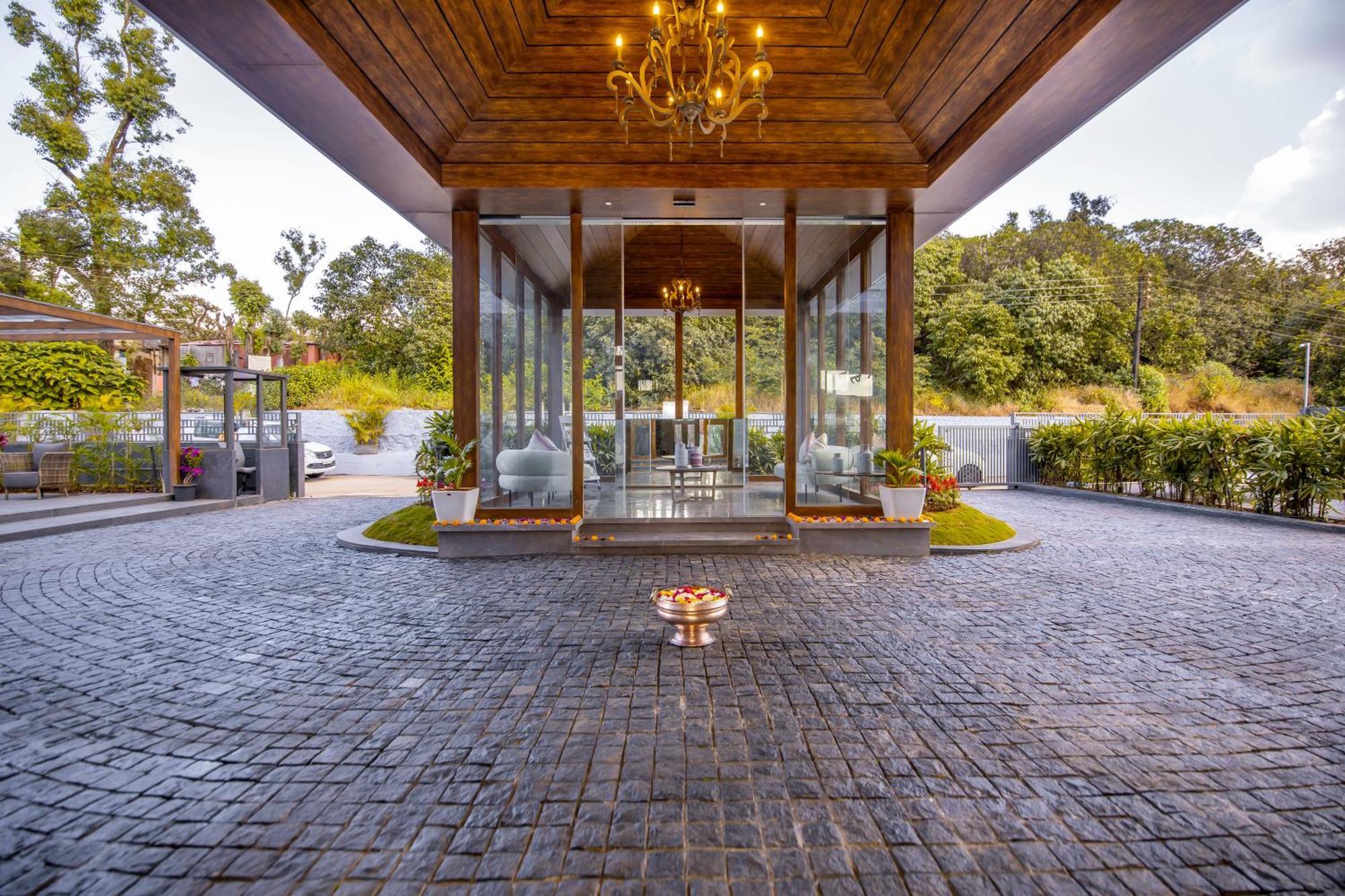 Leela Resort, The Exotic Boutique Hotel - Pure Veg Mahābaleshwar Eksteriør billede