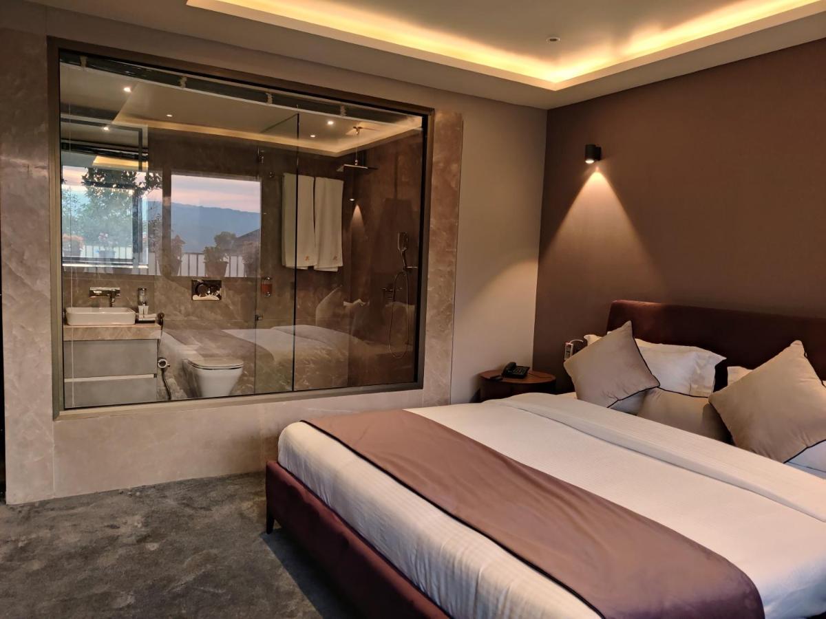 Leela Resort, The Exotic Boutique Hotel - Pure Veg Mahābaleshwar Eksteriør billede