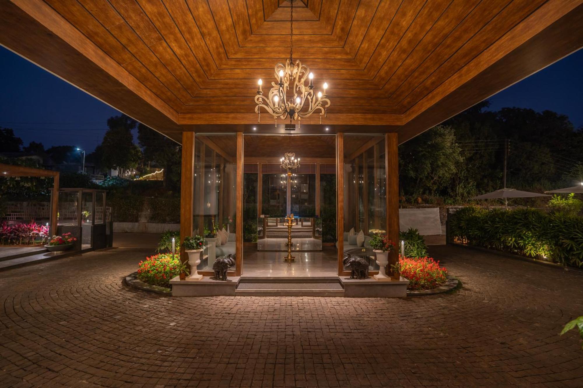 Leela Resort, The Exotic Boutique Hotel - Pure Veg Mahābaleshwar Eksteriør billede